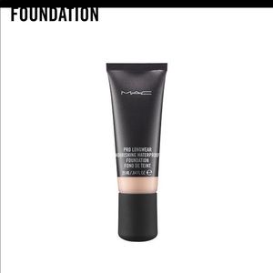 Mac Pro long wear foundation waterproof 🎉